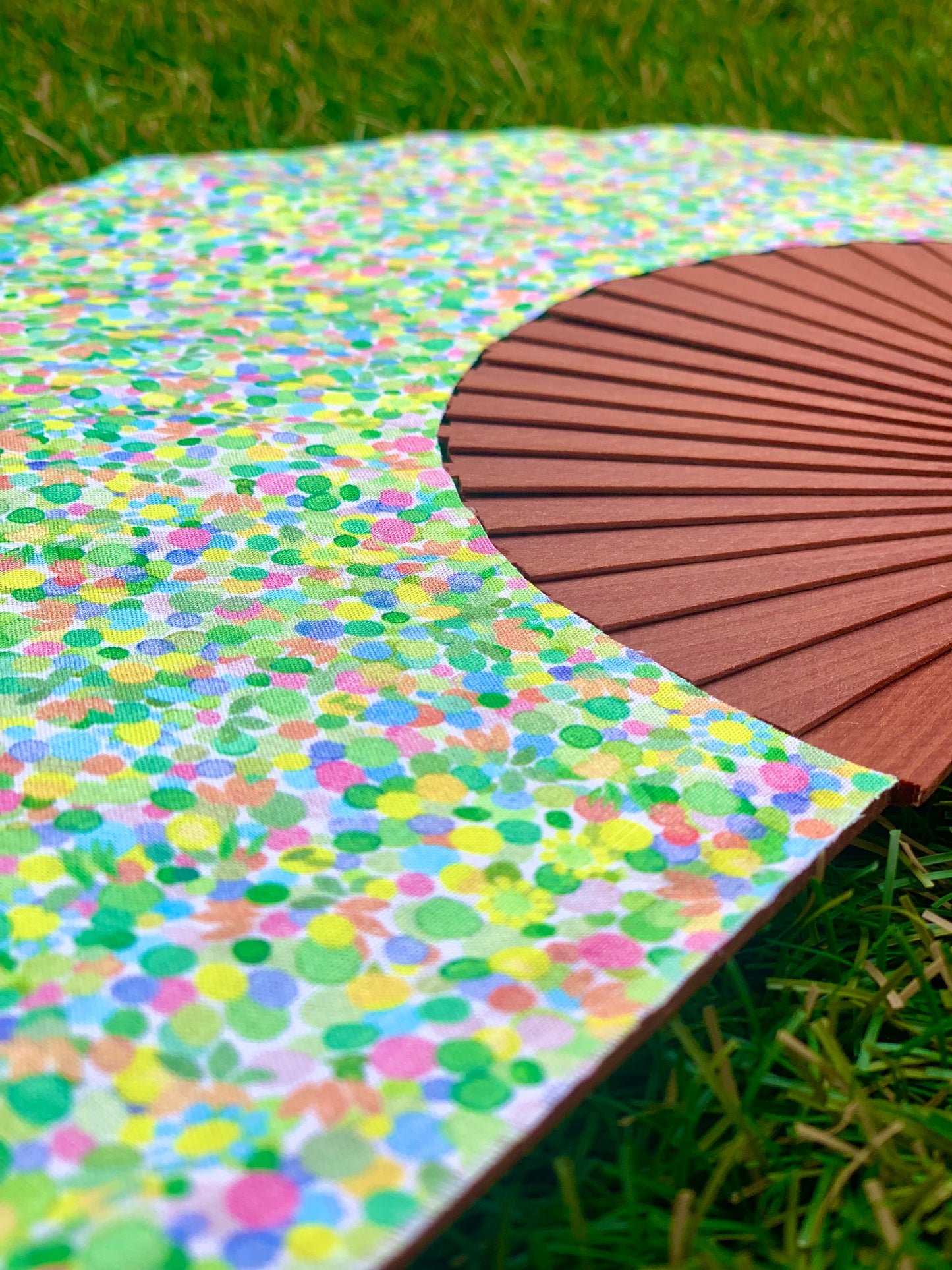 Abanico puntitos multicolor