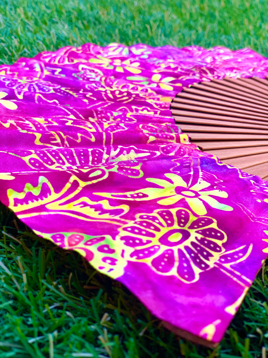 Abanico batik rosa