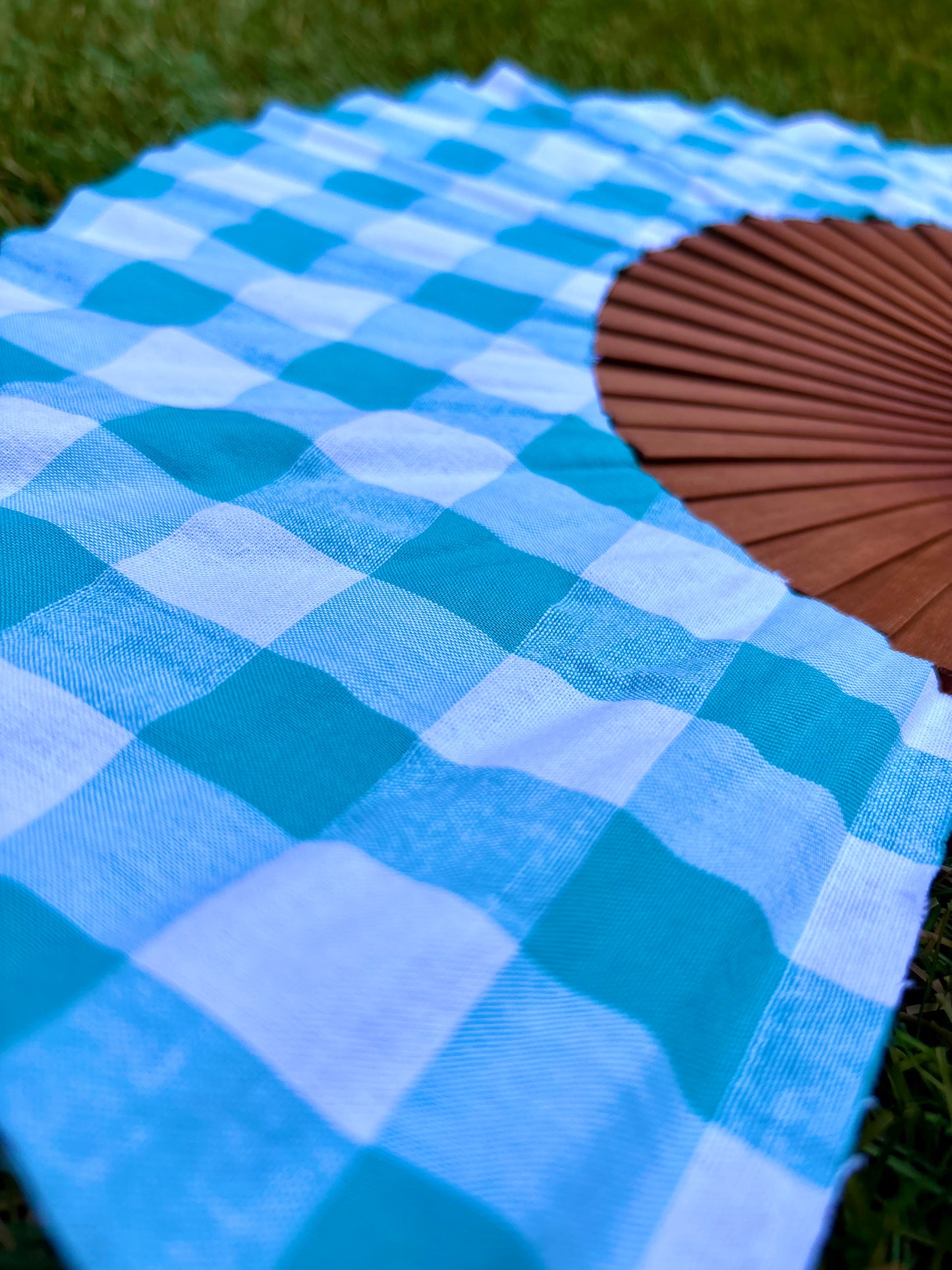 Abanico cuadros azul y blanco