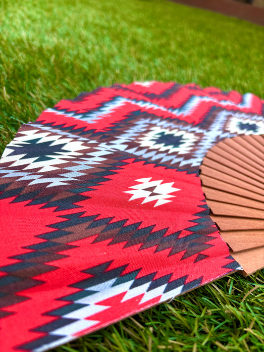 Abanico étnico rojo