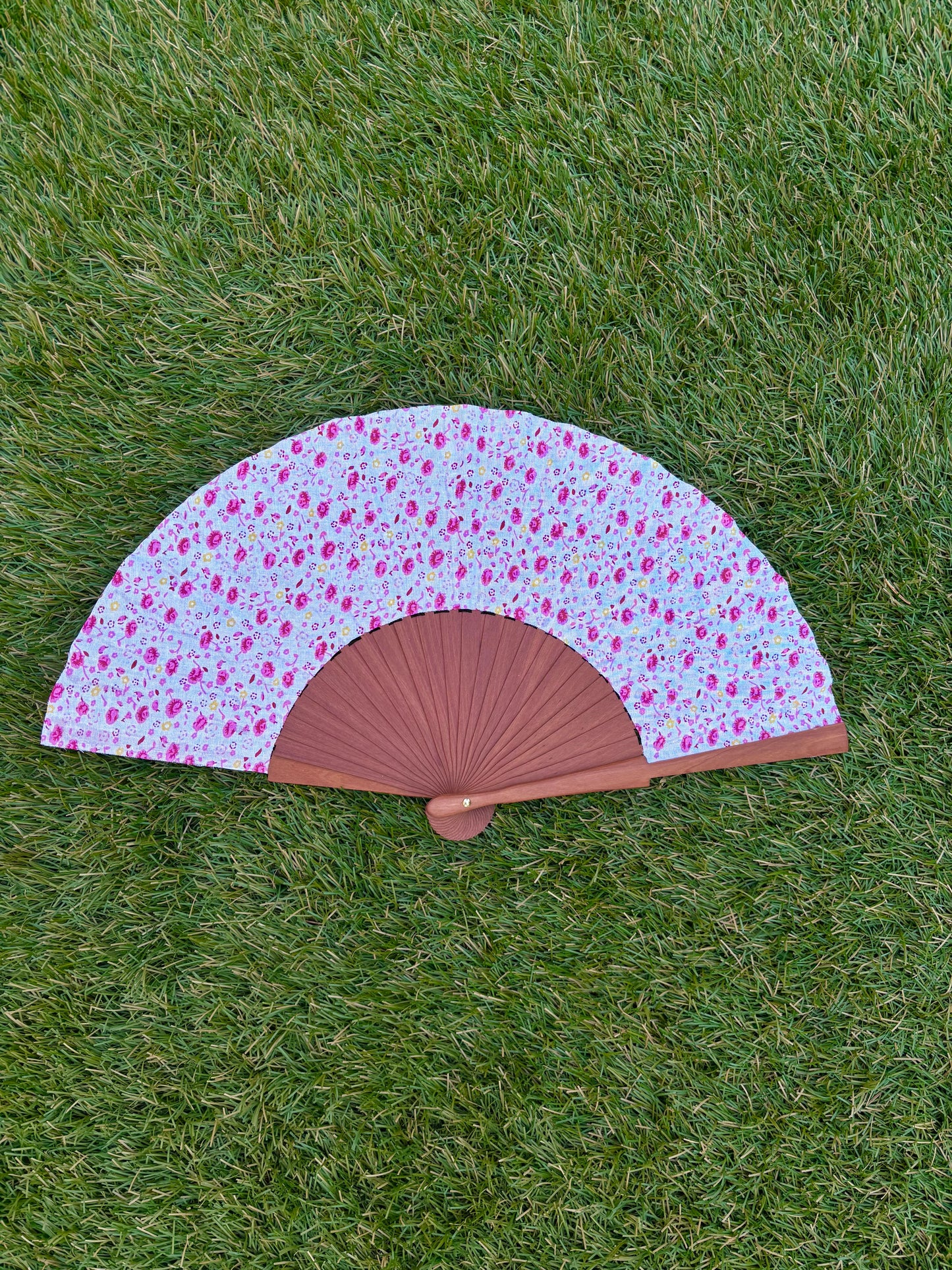 Abanico flores rosas