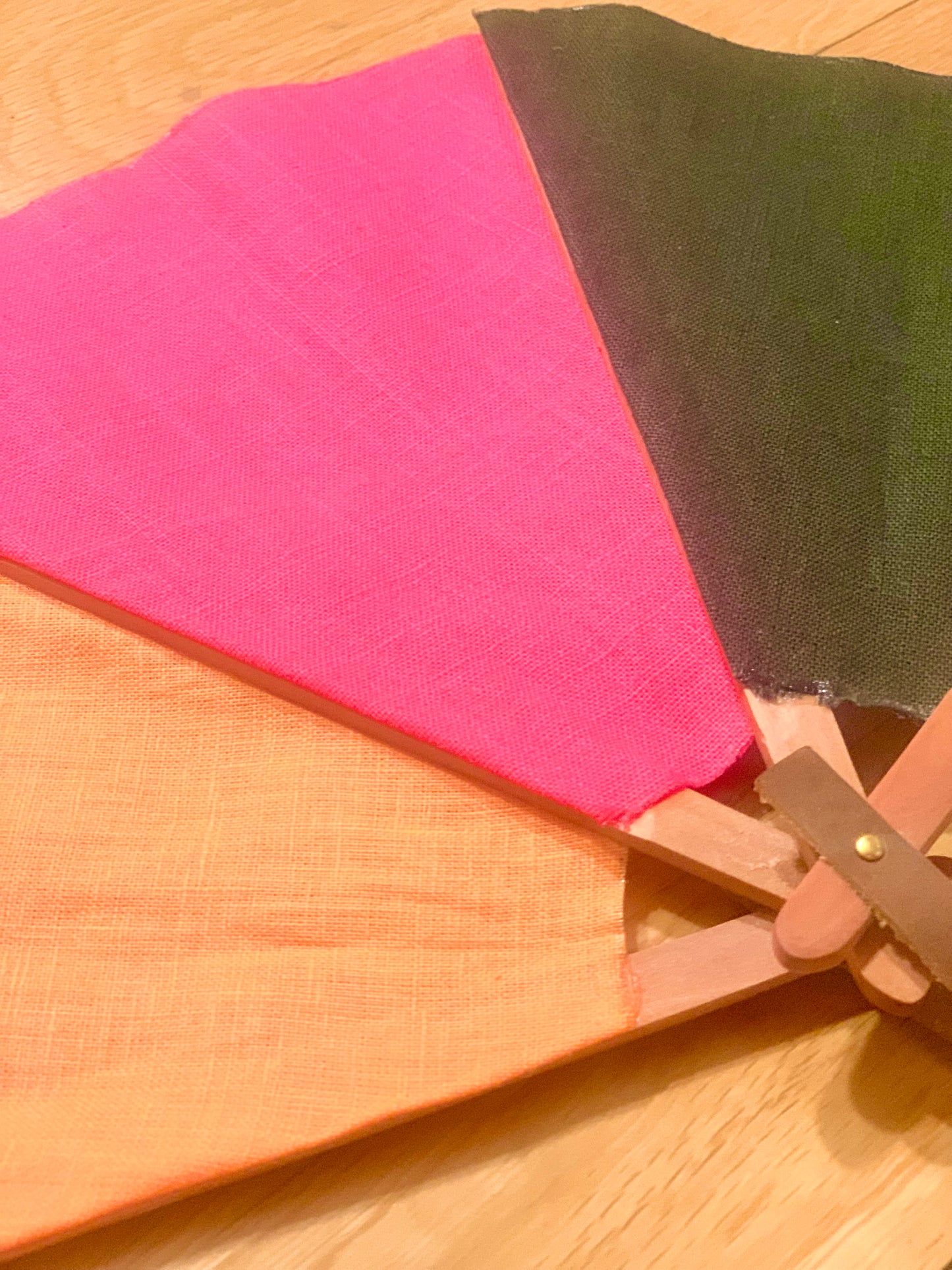 Abanico vela lino verde, rosa y naranja